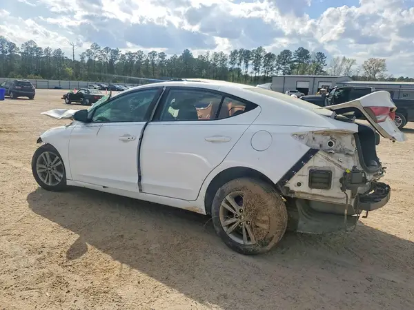 5NPD84LF9HH019520 2017 HYUNDAI ELANTRA - Image 2