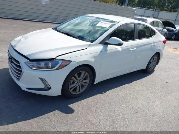 5NPD84LF9HH021364 2017 HYUNDAI ELANTRA - Image 2