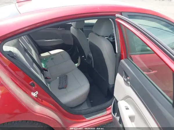 5NPD84LF9HH021560 2017 HYUNDAI ELANTRA - Image 8