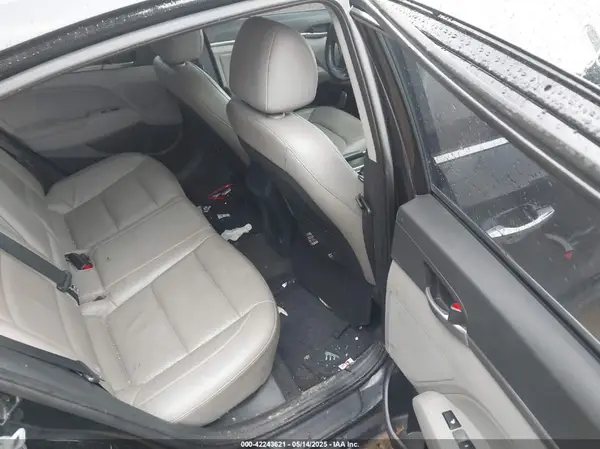 5NPD84LF9HH022112 2017 HYUNDAI ELANTRA - Image 8