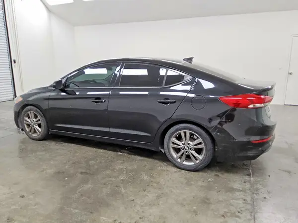 5NPD84LF9HH023311 2017 HYUNDAI ELANTRA - Image 2