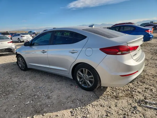 5NPD84LF9HH023454 2017 HYUNDAI ELANTRA - Image 2