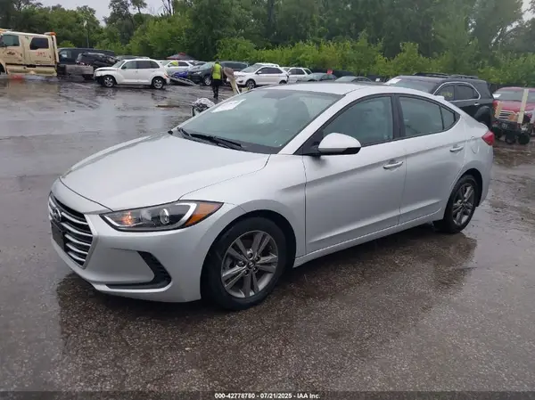5NPD84LF9HH024152 2017 HYUNDAI ELANTRA - Image 2