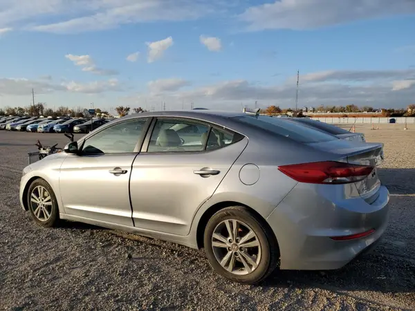5NPD84LF9HH024300 2017 HYUNDAI ELANTRA - Image 2