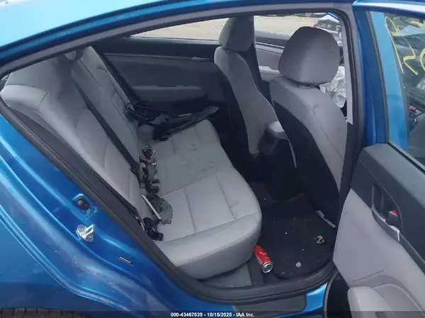 5NPD84LF9HH024541 2017 HYUNDAI ELANTRA - Image 8