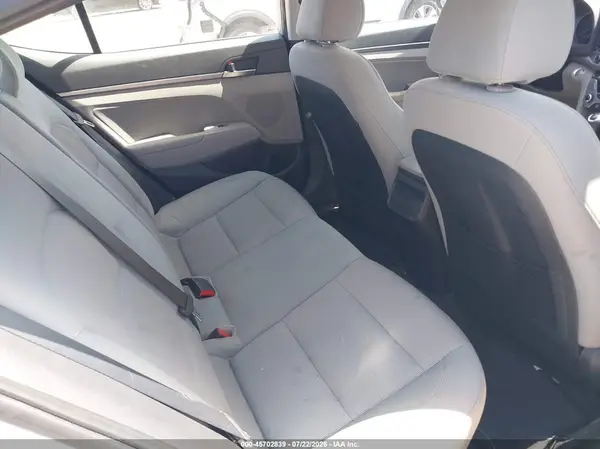 5NPD84LF9HH025222 2017 HYUNDAI ELANTRA - Image 8