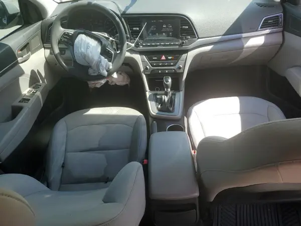 5NPD84LF9HH028136 2017 HYUNDAI ELANTRA - Image 8