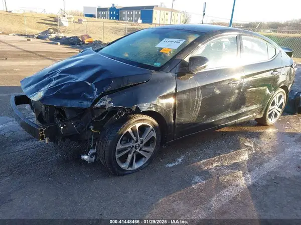 5NPD84LF9HH029433 2017 HYUNDAI ELANTRA - Image 2