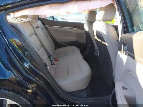 5NPD84LF9HH029433 2017 HYUNDAI ELANTRA - Image 8