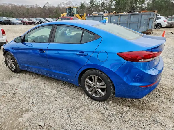 5NPD84LF9HH029576 2017 HYUNDAI ELANTRA - Image 2