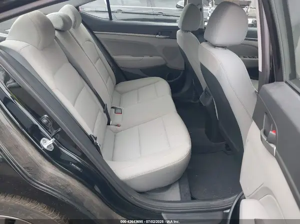 5NPD84LF9HH032252 2017 HYUNDAI ELANTRA - Image 8