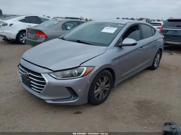 5NPD84LF9HH034373 2017 HYUNDAI ELANTRA - Image 2