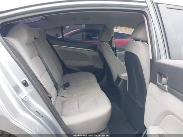5NPD84LF9HH034373 2017 HYUNDAI ELANTRA - Image 8