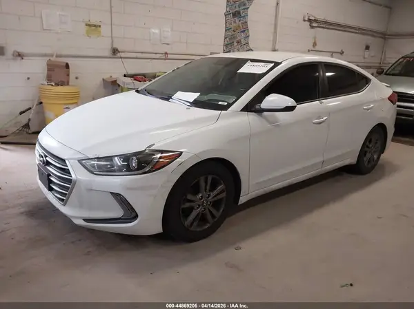 5NPD84LF9HH036415 2017 HYUNDAI ELANTRA - Image 2
