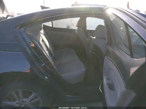 5NPD84LF9HH038505 2017 HYUNDAI ELANTRA - Image 8
