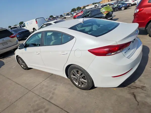 5NPD84LF9HH038939 2017 HYUNDAI ELANTRA - Image 2