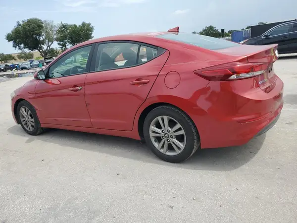 5NPD84LF9HH039931 2017 HYUNDAI ELANTRA - Image 2