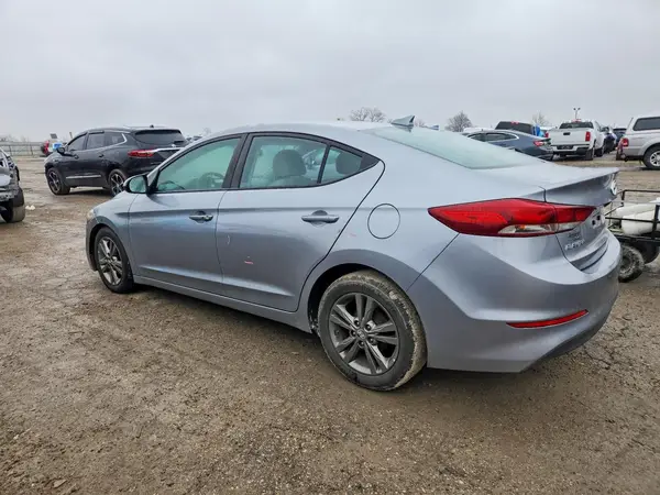 5NPD84LF9HH040867 2017 HYUNDAI ELANTRA - Image 2