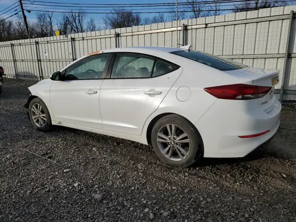 5NPD84LF9HH041775 2017 HYUNDAI ELANTRA - Image 2