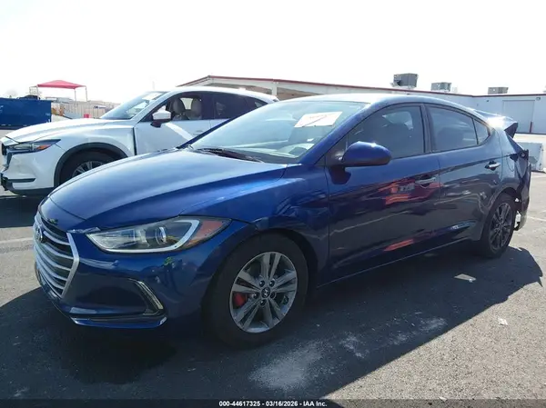 5NPD84LF9HH043669 2017 HYUNDAI ELANTRA - Image 2