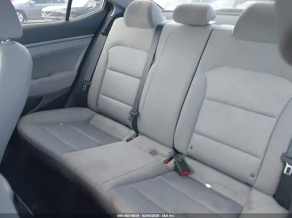 5NPD84LF9HH043834 2017 HYUNDAI ELANTRA - Image 8