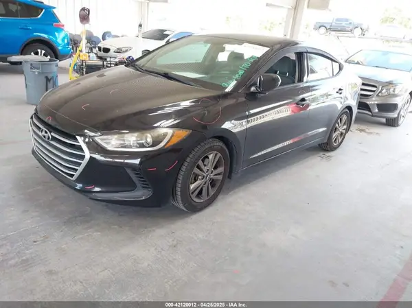5NPD84LF9HH046846 2017 HYUNDAI ELANTRA - Image 2