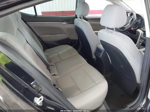 5NPD84LF9HH046846 2017 HYUNDAI ELANTRA - Image 8