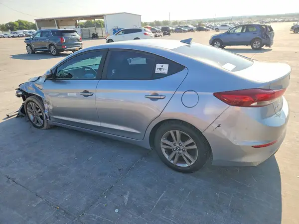 5NPD84LF9HH048550 2017 HYUNDAI ELANTRA - Image 2