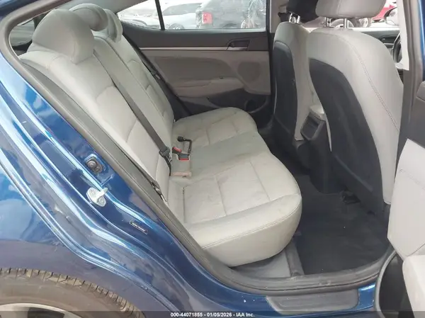 5NPD84LF9HH049097 2017 HYUNDAI ELANTRA - Image 8