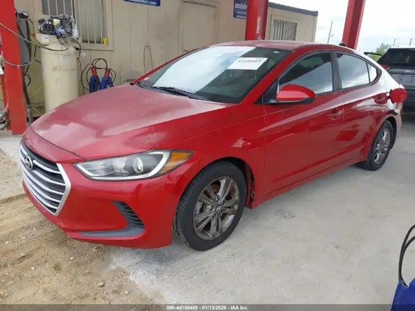 5NPD84LF9HH055059 2017 HYUNDAI ELANTRA - Image 2