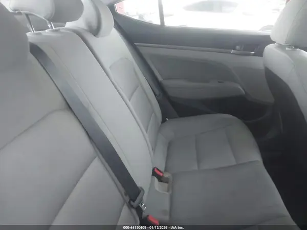 5NPD84LF9HH055059 2017 HYUNDAI ELANTRA - Image 8