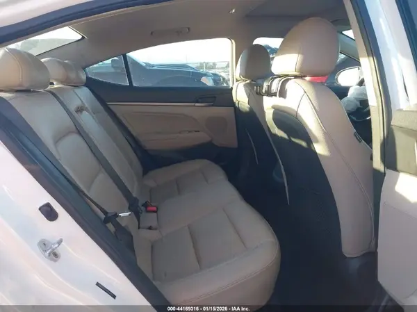 5NPD84LF9HH056650 2017 HYUNDAI ELANTRA - Image 8