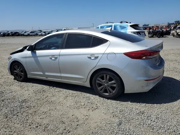 5NPD84LF9HH059676 2017 HYUNDAI ELANTRA - Image 2