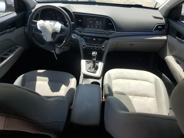 5NPD84LF9HH059676 2017 HYUNDAI ELANTRA - Image 8