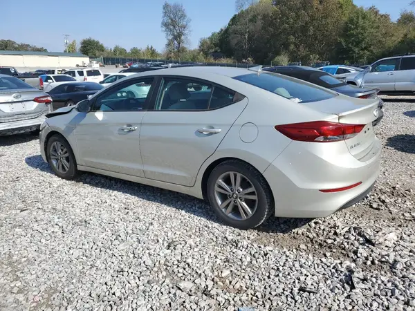 5NPD84LF9HH059984 2017 HYUNDAI ELANTRA - Image 2