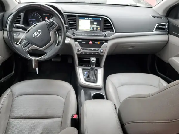 5NPD84LF9HH061931 2017 HYUNDAI ELANTRA - Image 8
