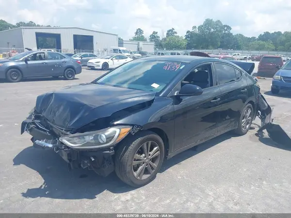 5NPD84LF9HH062271 2017 HYUNDAI ELANTRA - Image 2