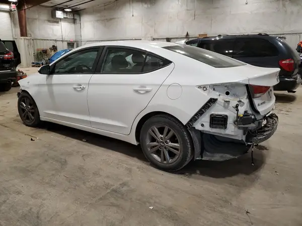 5NPD84LF9HH062805 2017 HYUNDAI ELANTRA - Image 2