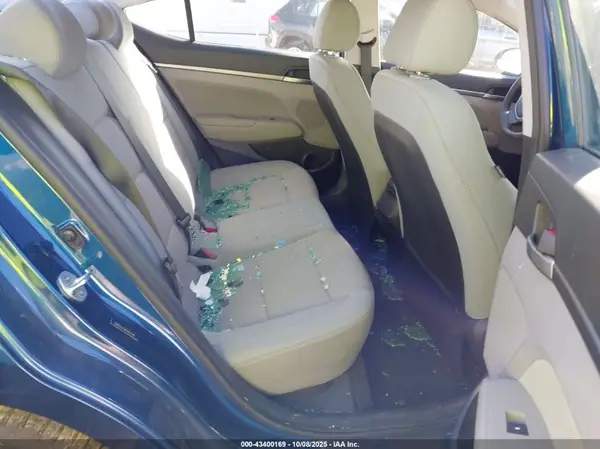 5NPD84LF9HH063548 2017 HYUNDAI ELANTRA - Image 8