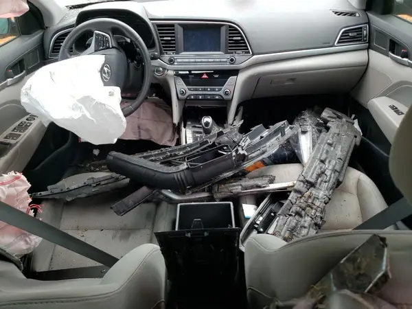5NPD84LF9HH068569 2017 HYUNDAI ELANTRA - Image 8