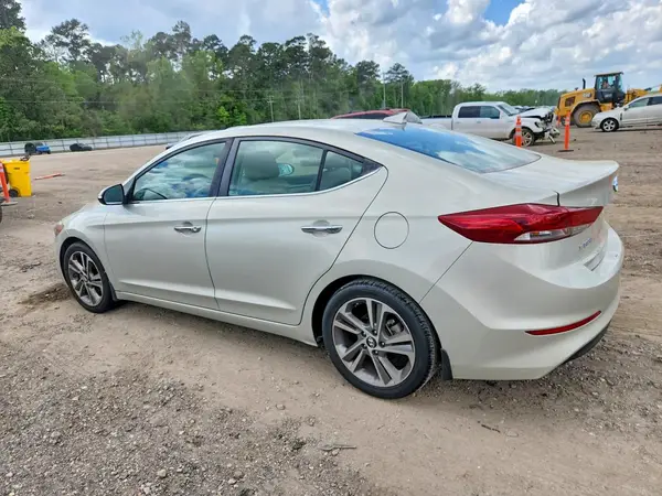 5NPD84LF9HH069026 2017 HYUNDAI ELANTRA - Image 2