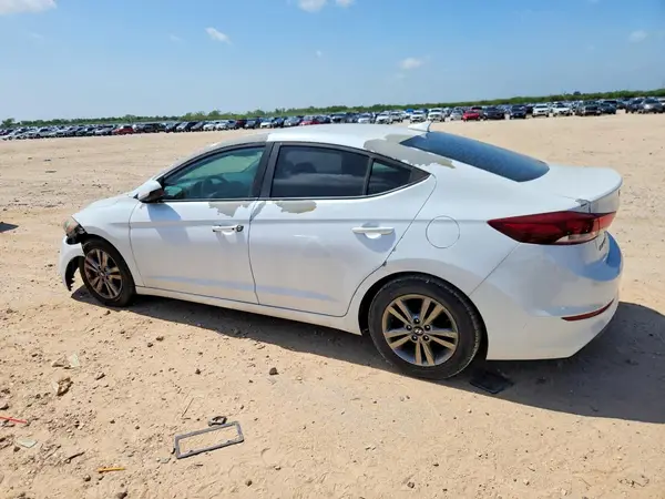 5NPD84LF9HH073688 2017 HYUNDAI ELANTRA - Image 2