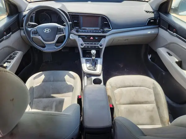5NPD84LF9HH073688 2017 HYUNDAI ELANTRA - Image 8