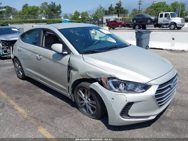 5NPD84LF9HH079605 2017 HYUNDAI ELANTRA - Image 1