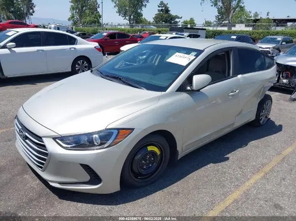 5NPD84LF9HH079605 2017 HYUNDAI ELANTRA - Image 2