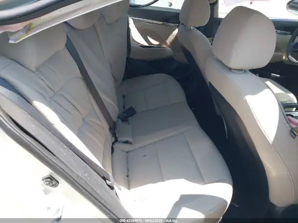 5NPD84LF9HH079605 2017 HYUNDAI ELANTRA - Image 8