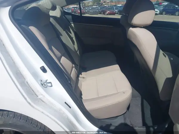 5NPD84LF9HH080639 2017 HYUNDAI ELANTRA - Image 8