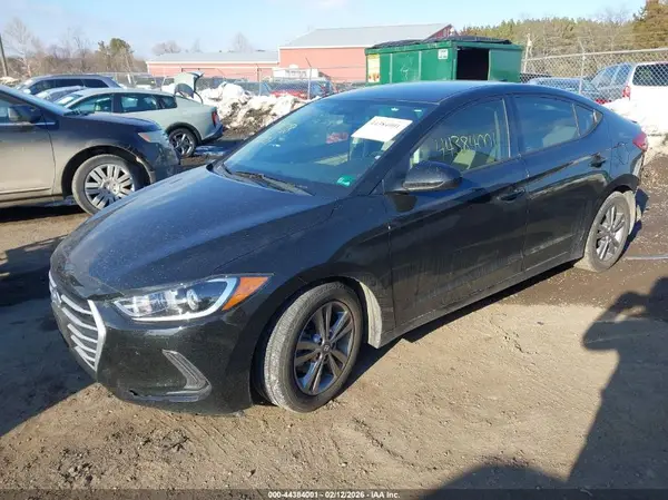 5NPD84LF9HH081385 2017 HYUNDAI ELANTRA - Image 2