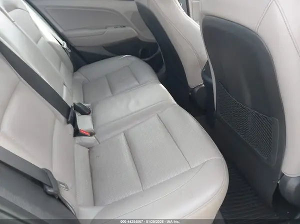 5NPD84LF9HH081709 2017 HYUNDAI ELANTRA - Image 8