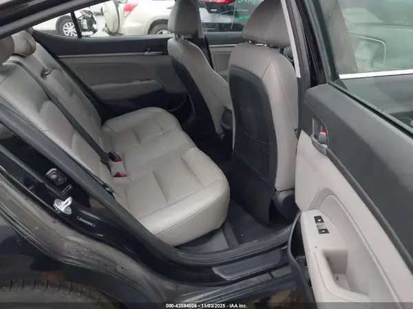 5NPD84LF9HH082388 2017 HYUNDAI ELANTRA - Image 8